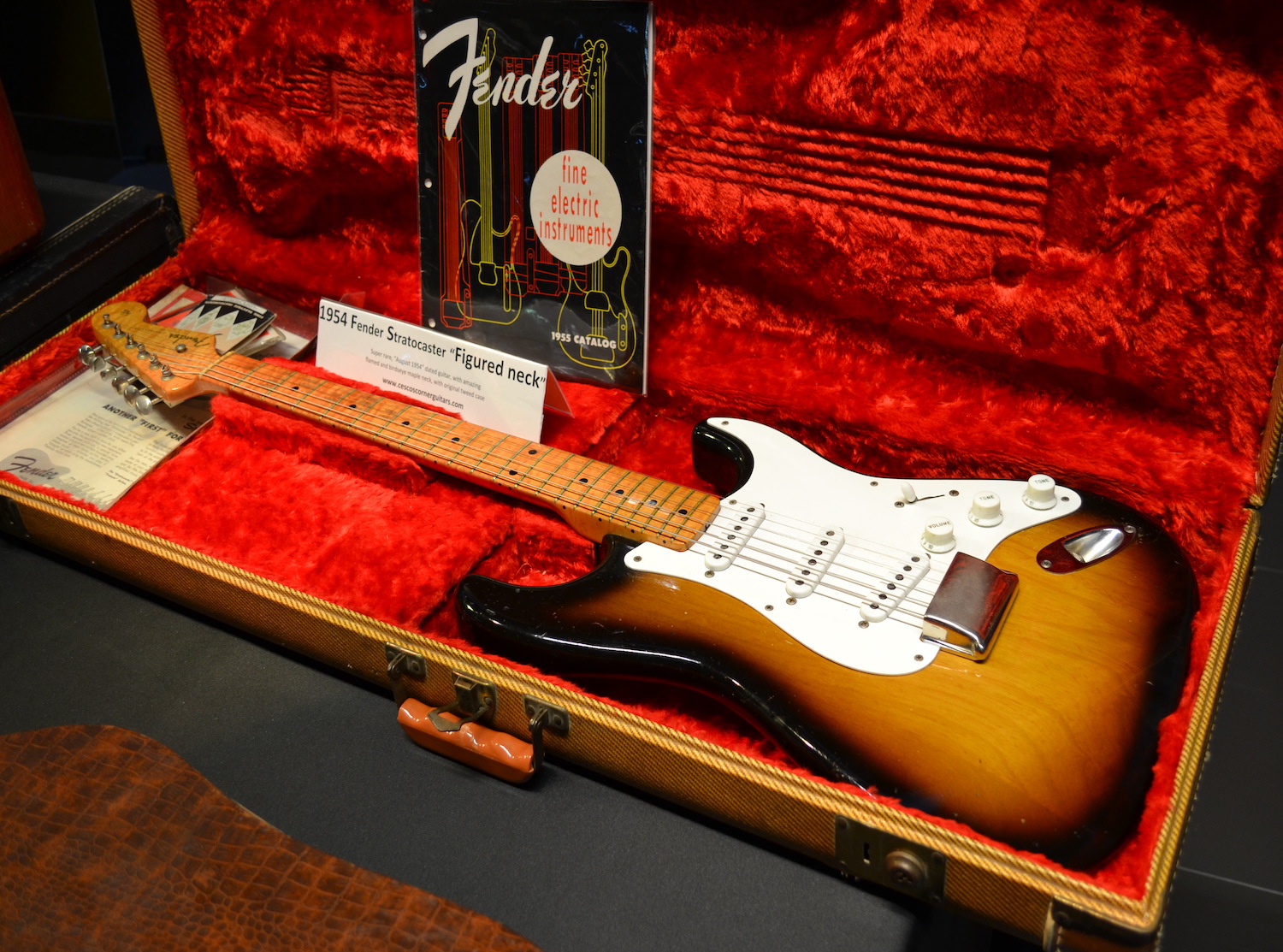 gallery item