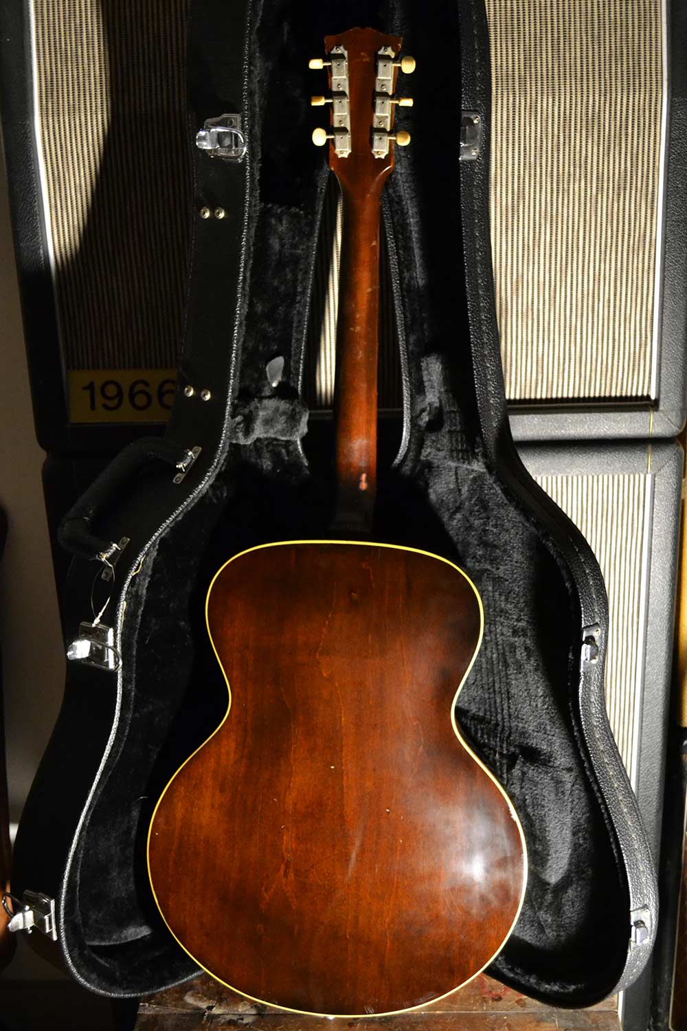 gallery item