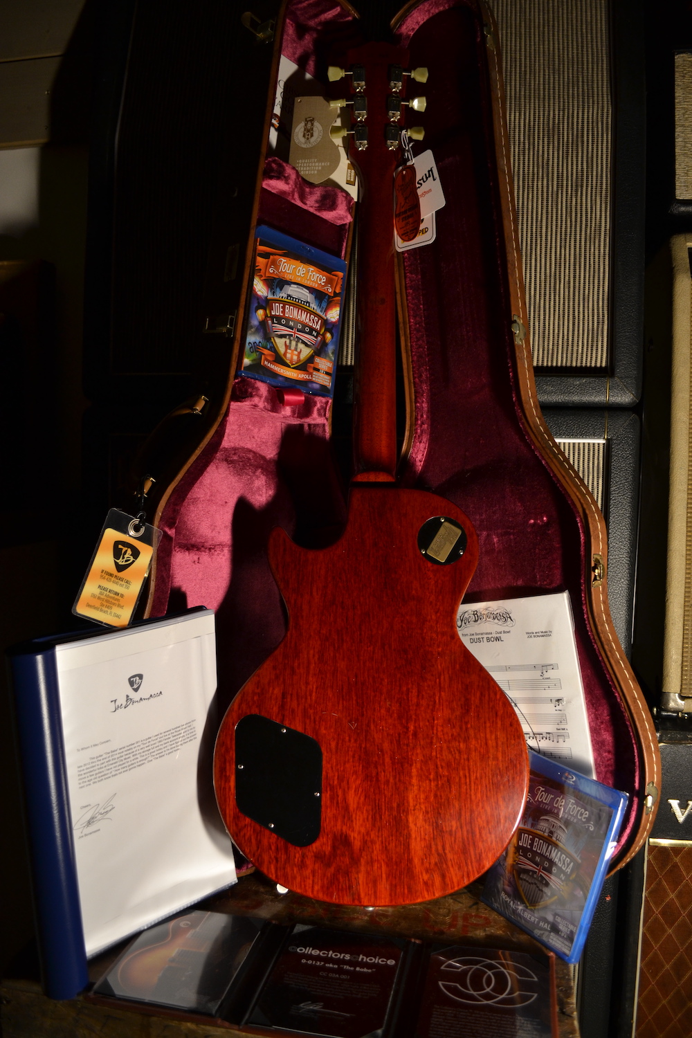 gallery item