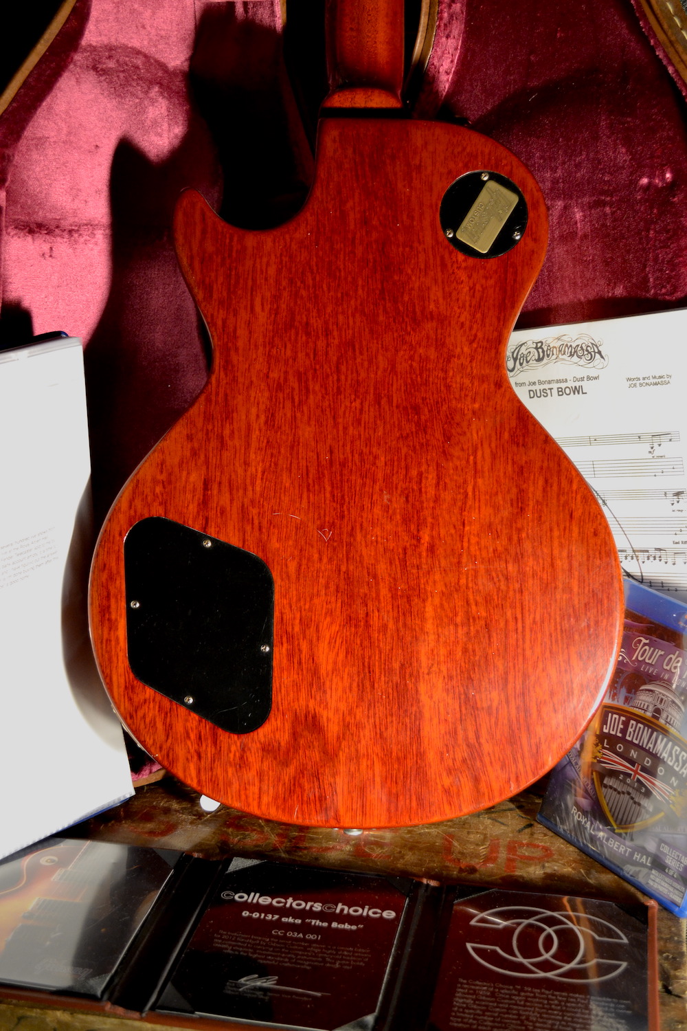 gallery item